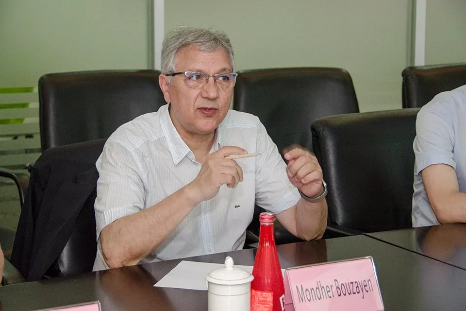 聚焦七彩|歐洲科學(xué)院院士Mondher Bouzayen來(lái)訪七彩林科