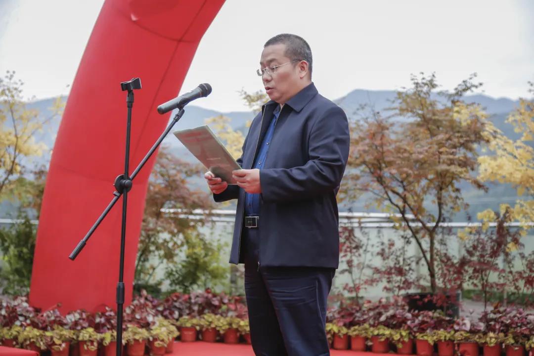 聚焦七彩|“國家花卉工程技術研究中心彩葉植物創(chuàng)新中心（西南）”隆重揭牌